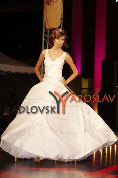      "OXI", . ,  "LU   -  "OXI",    , .     :  ,  ,  ,    .