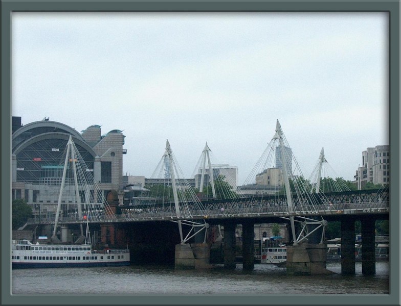    - Random London Waterloo bridge