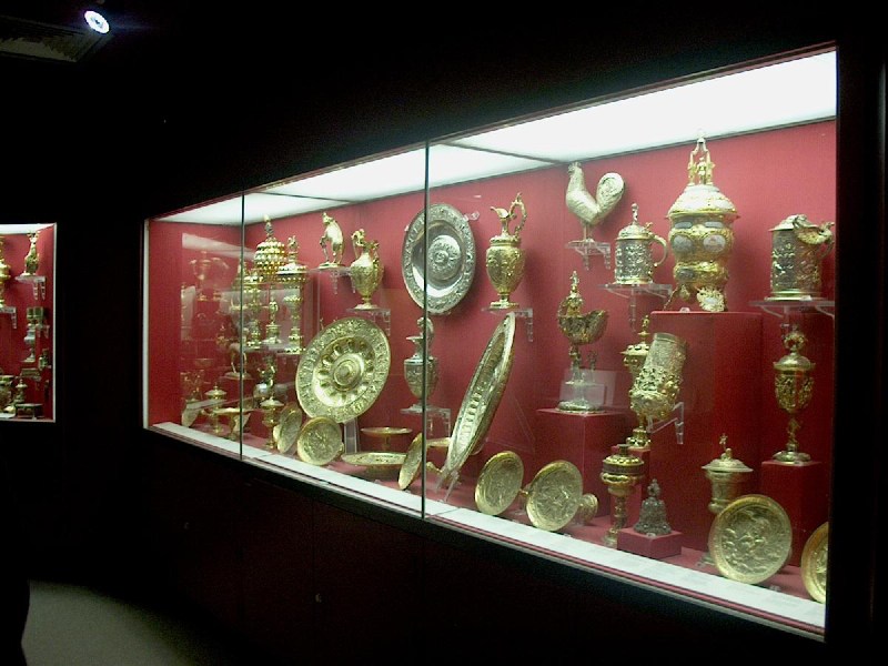    - British Museum Gold "dishes", British Museum