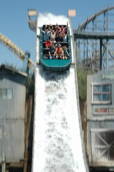 ���������� ������ �����, ������ - ������������ ����� (Six Flags) ���� 2006