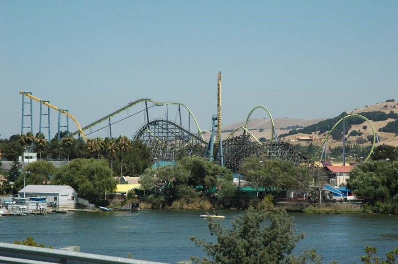 ���������� ������ �����, ������ - ������������ ����� (Six Flags) ���� 2006