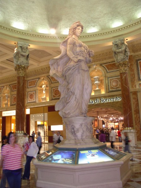   ,  -   (Las Vegas) Caesar Palas