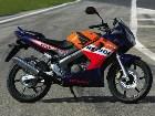  - Honda CBR125R & Yamaha R6 -   .