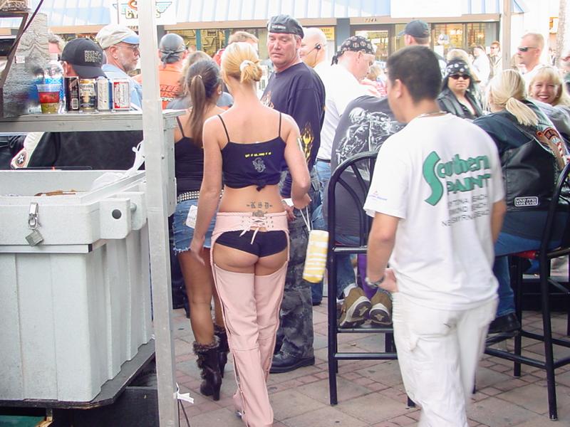   ĳ  `  Daytona Bike Week