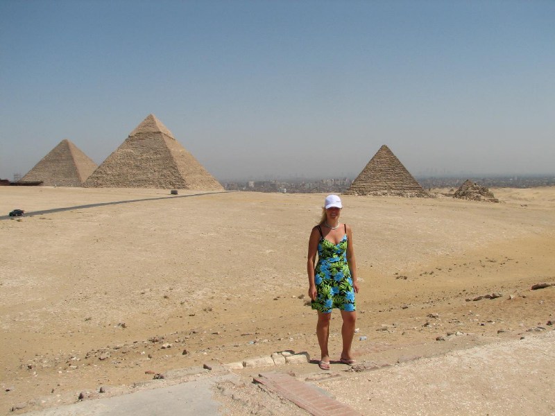   --Dasert Rose ($405)