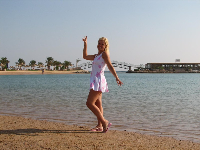   --Dasert Rose ($405)