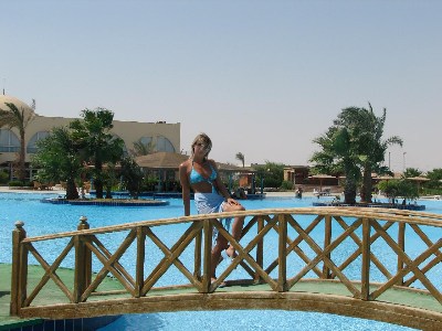   --Dasert Rose ($405)