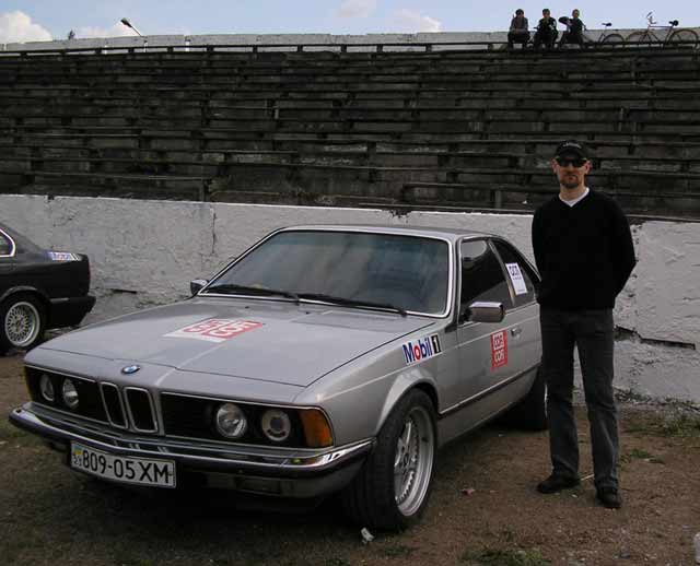   BMW  13 . 
