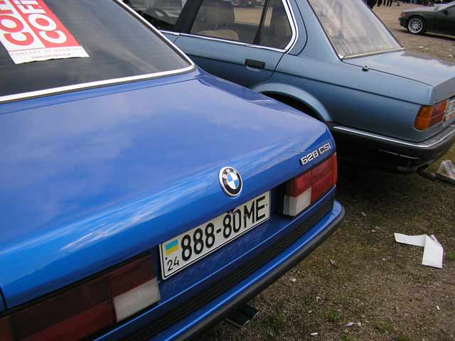   BMW  13 . 