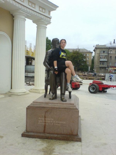    -  9-10  2006 . ($272)