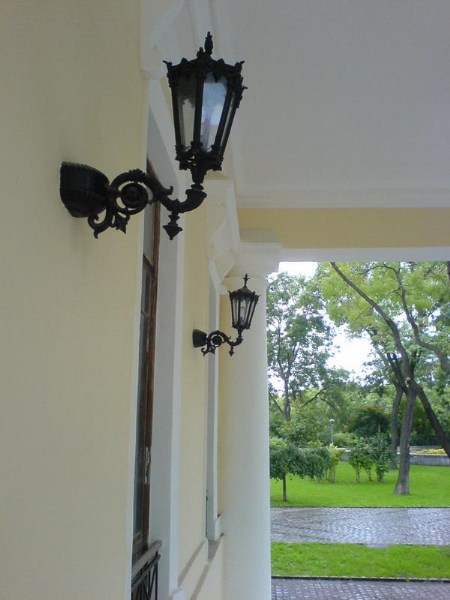    -  9-10  2006 . ($272)