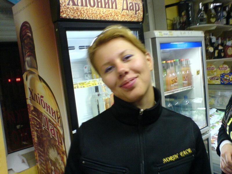    -  9-10  2006 . ($272)