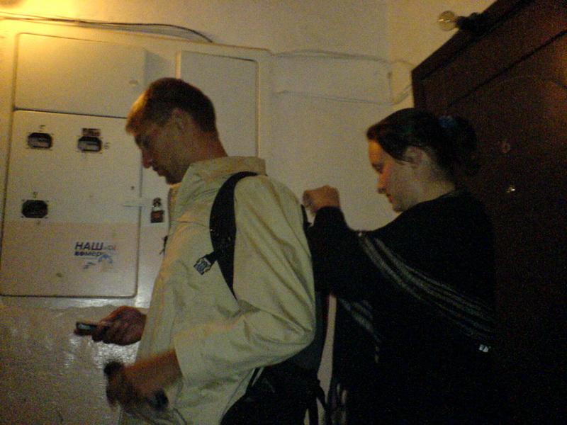    -  9-10  2006 . ($272)