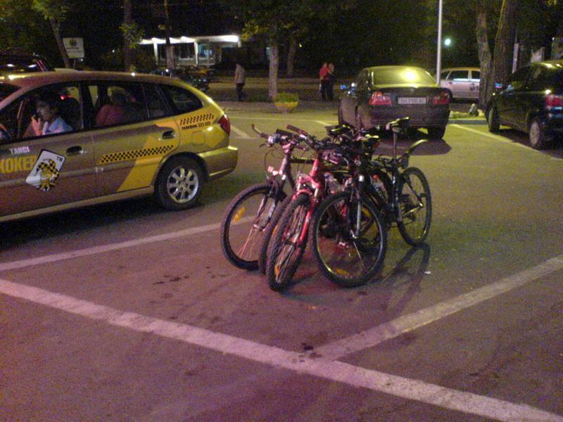    -  9-10  2006 . ($272)