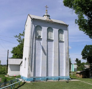 фото альбом Украина - Гоща, Ровенская область Колоколня Михайловкой церкви.