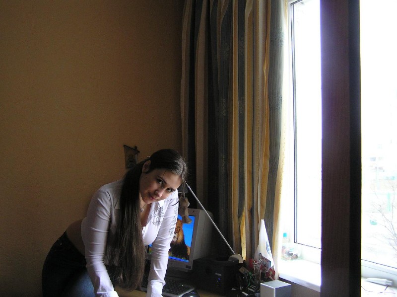  .    data-nextphoto=