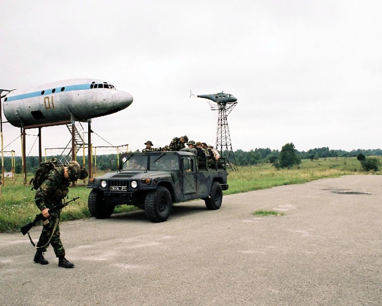        .  . 25-27  2006 . . .  