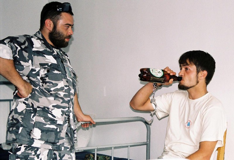        .  . 25-27  2006 . . .  