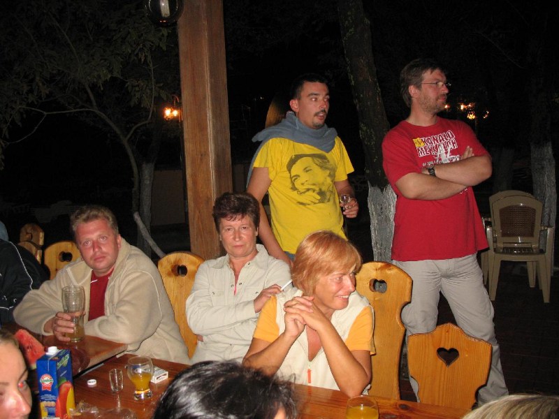   Krym-2006 Wieczorek na baze "Wolna"