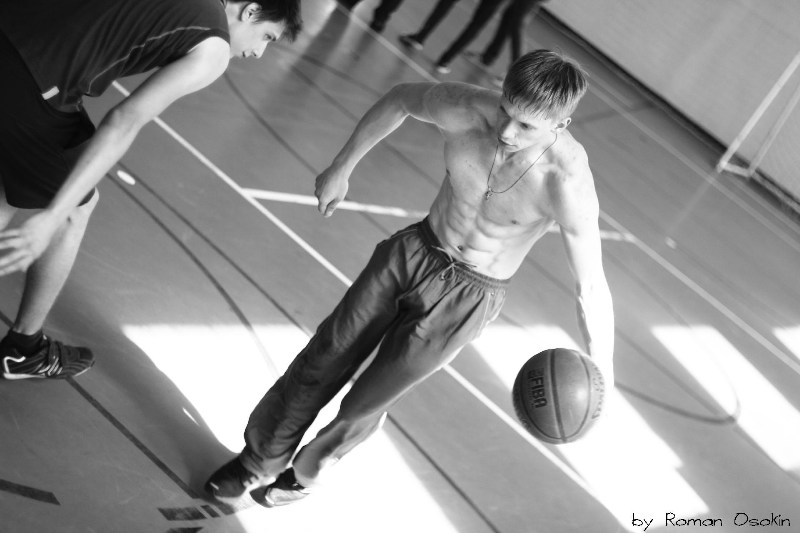   basketball_by_romanosokin-d51m8kc.jpg